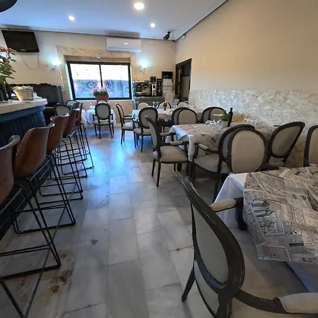 H Del Arco Gæstehus Navalmoral De La Mata